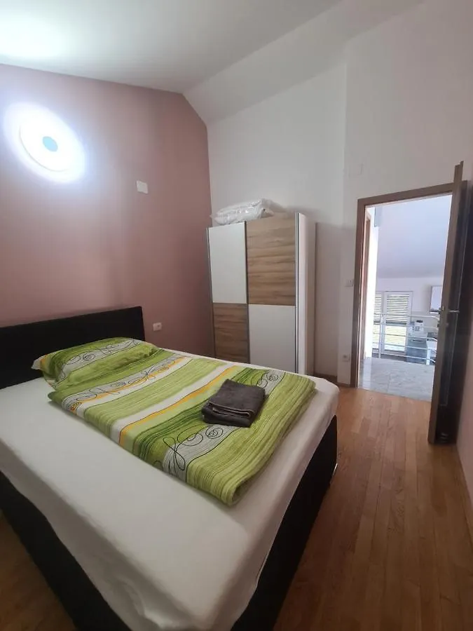 Vakantiehuis Villa Carpe Diem Vantacici